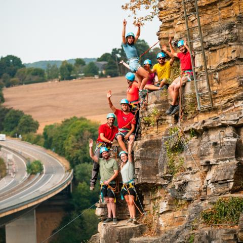 Teambuilding à Dinant : aventure et évasion au cœur de la Wallonie
